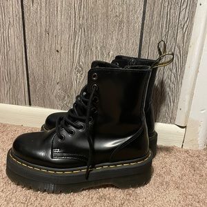 Dr. Marten Jadon Platform Smooth Leather Boots Women’s Size 6 / Men’s 5 / 37 EU